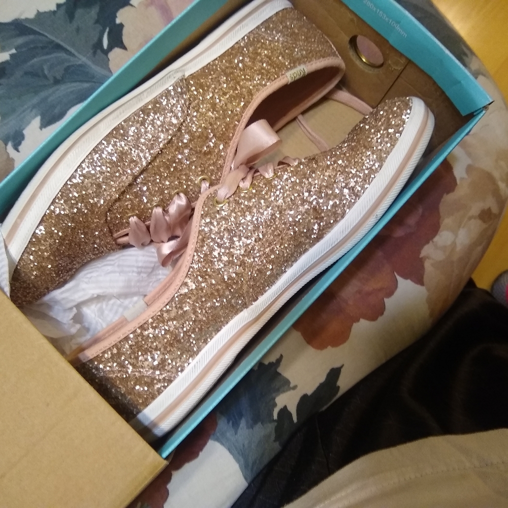 Womens shoes